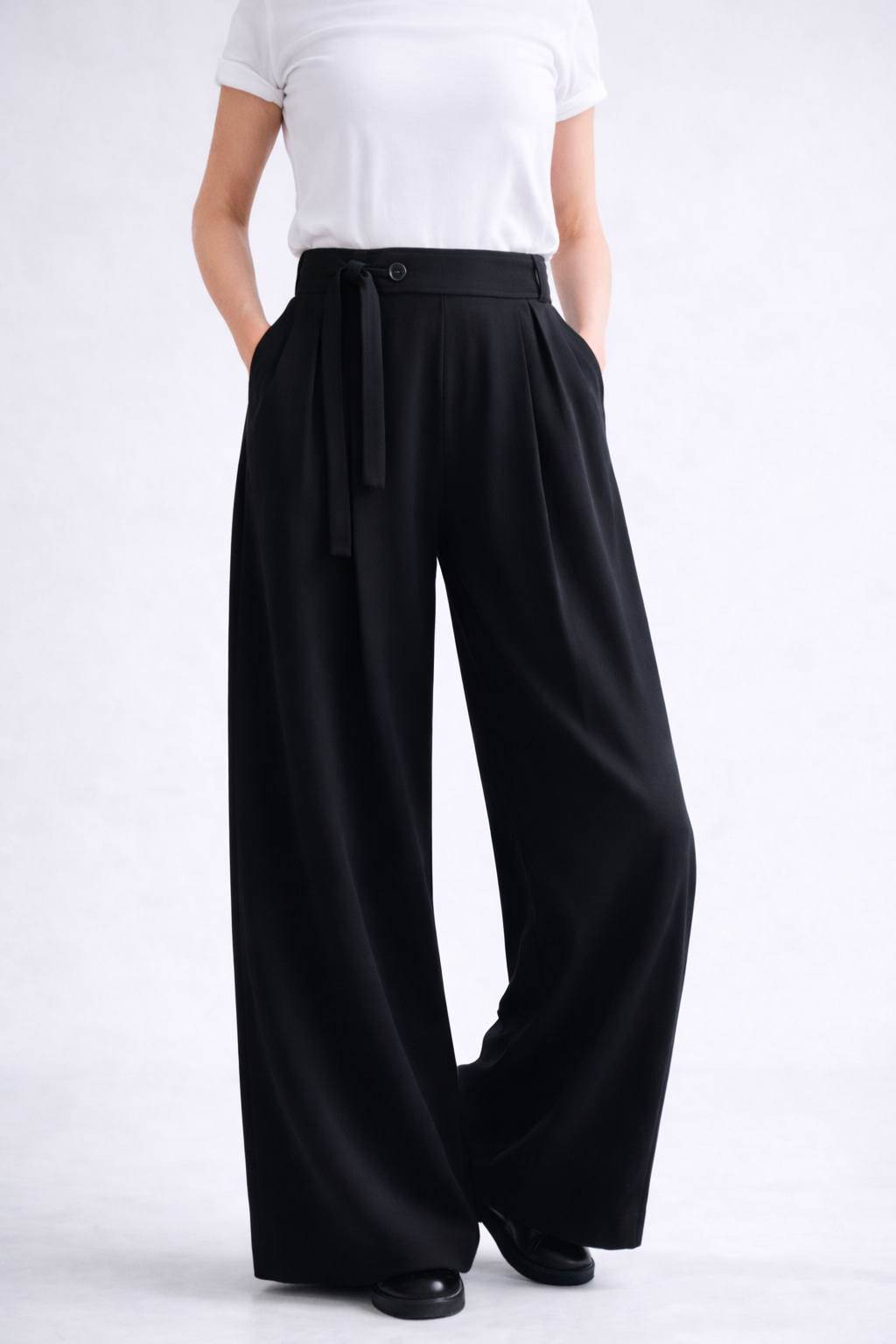 Siv Palazzo Trousers. Calm Precision