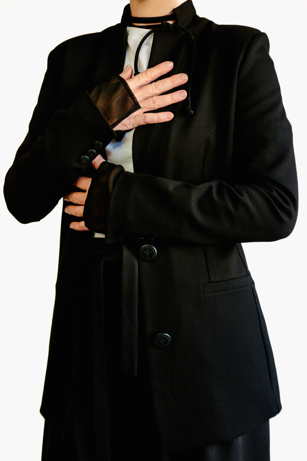 Hervör Blazer. The Silent Warrior