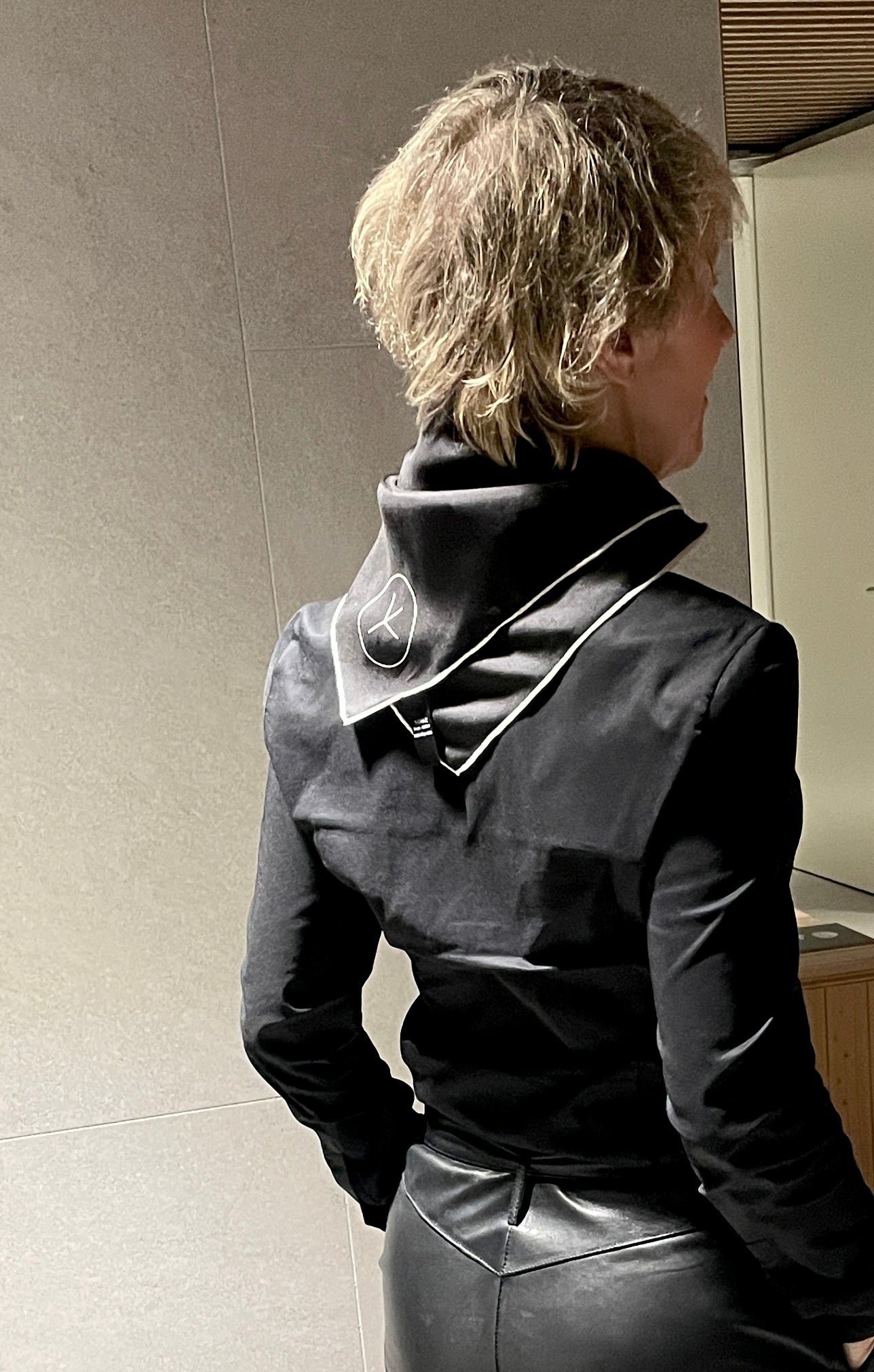 SKADI. Silk carré scarf