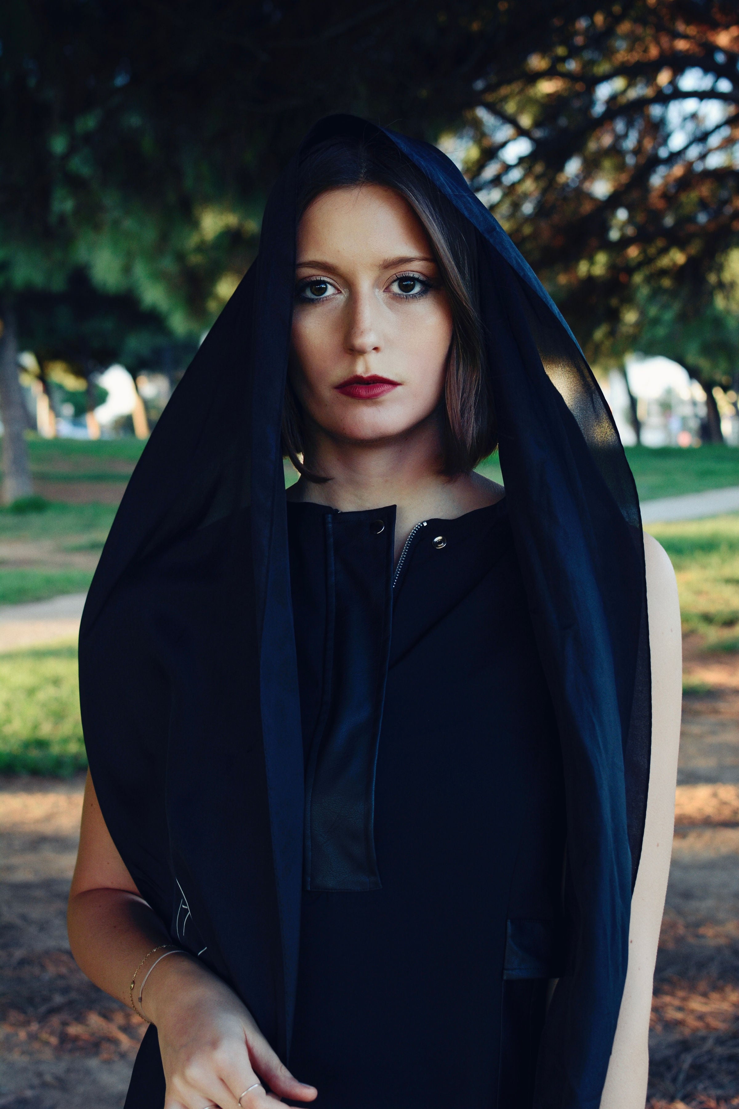 Stola Rán. Silk Veil of the Sea. The MØRKE Signature